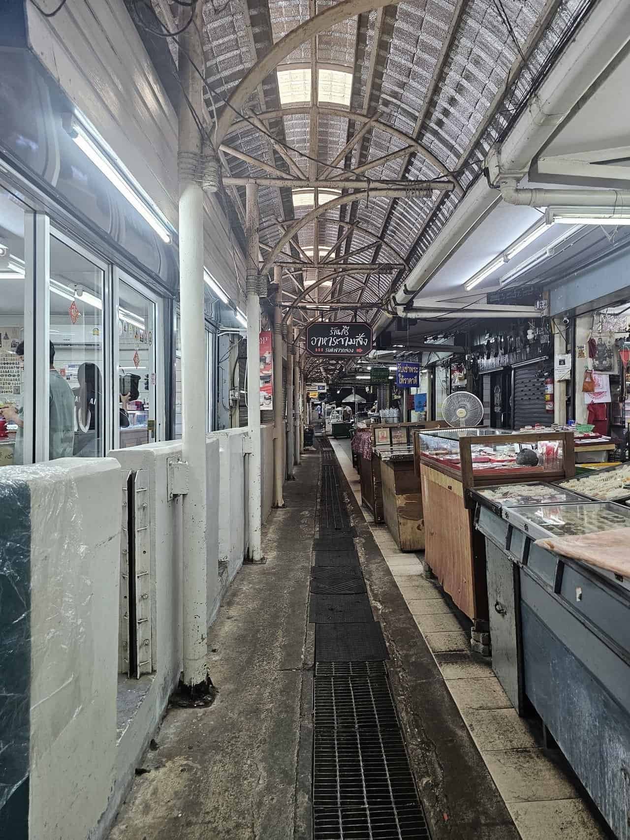 Bangkok amulet market: discover thailand's mystical riverside treasure 26 » 2026 » roaming sparrow image.png
