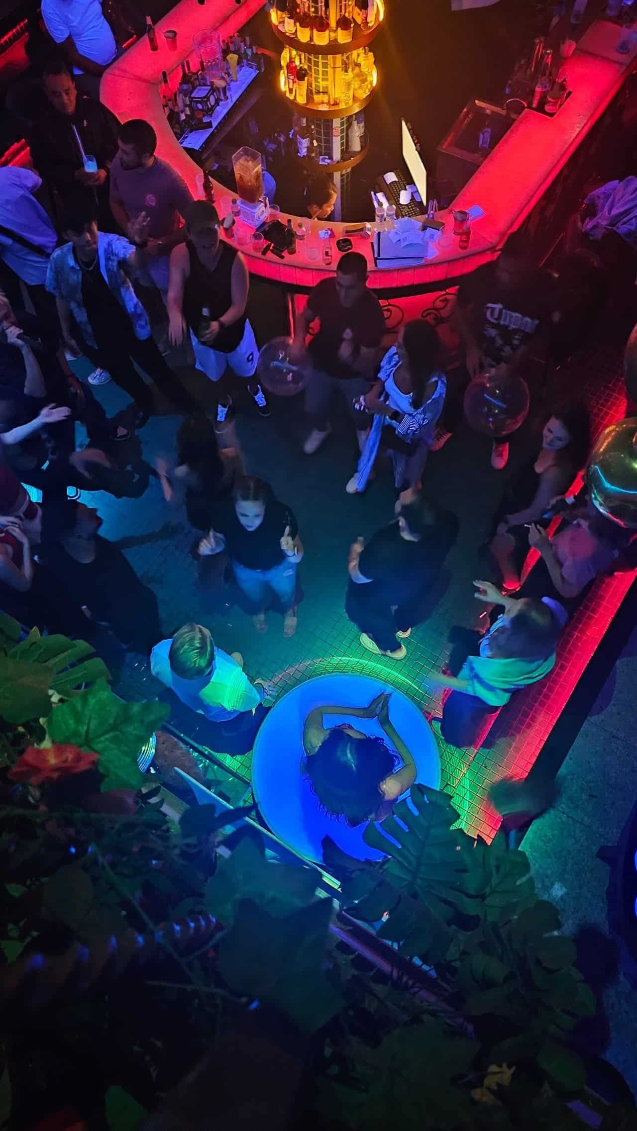 Free bar crawl tours in danang: building global connections one drink at a time 27 » 2026 » roaming sparrow 20250308_001120.jpg